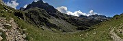28 Sguardo indietro sul percorso compiuto in Val Camisana con vista in Grabiasca 